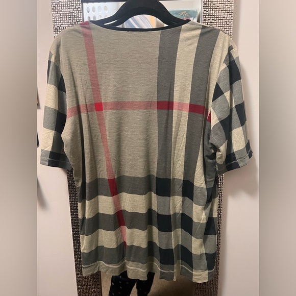 Authentic Burberry Nova Check Reversible Tshirt- L/XL - Picture 11 of 14